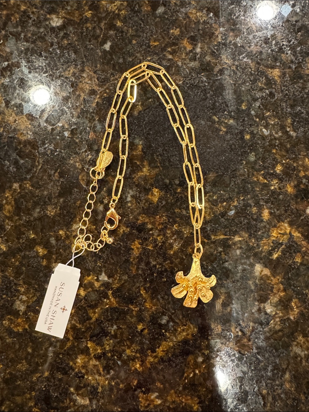 Susan Shaw Gold-tone Sculpted Lily Paperclip Necklace